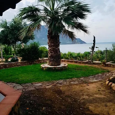 Il Bacio Del Sole Apartment *